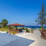 Panorama *