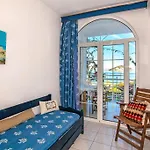Panorama *